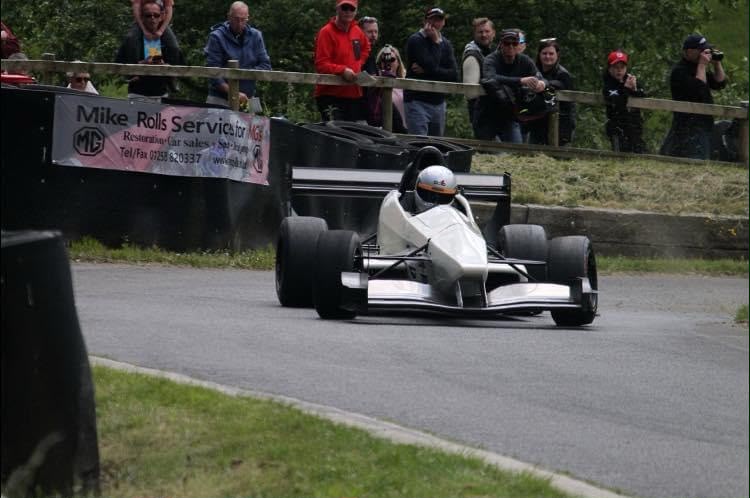 Adam Greenen competing in his white Empire
