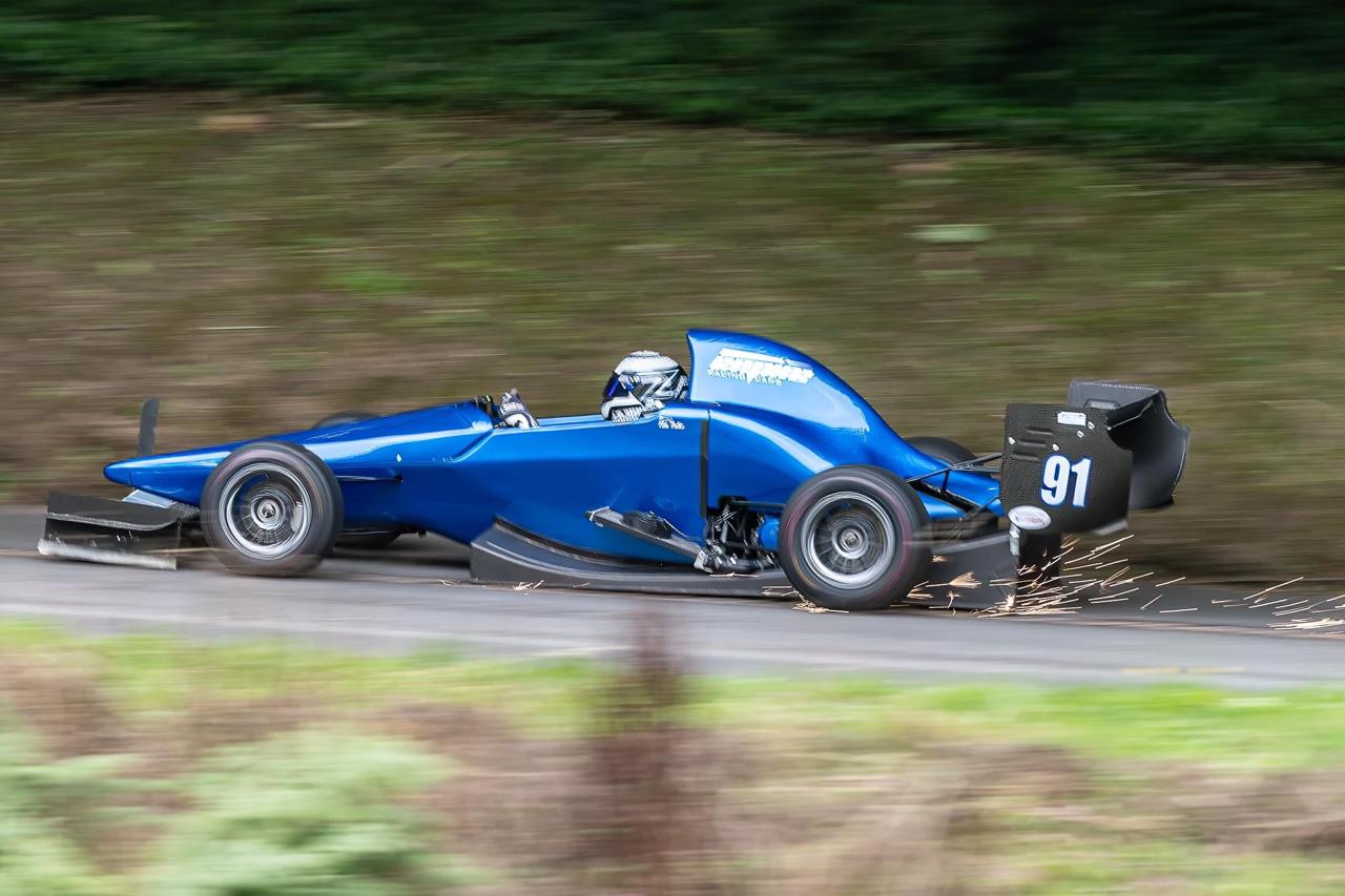 Tim Tulie competing in his blue Empire